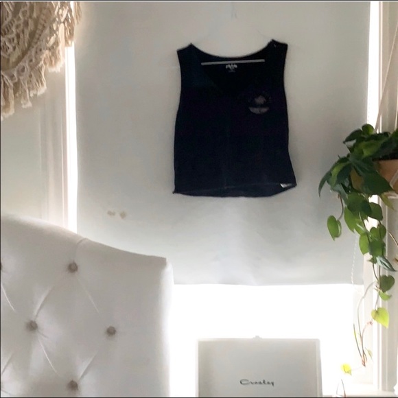 Gilly Hicks tank top - Picture 1 of 6